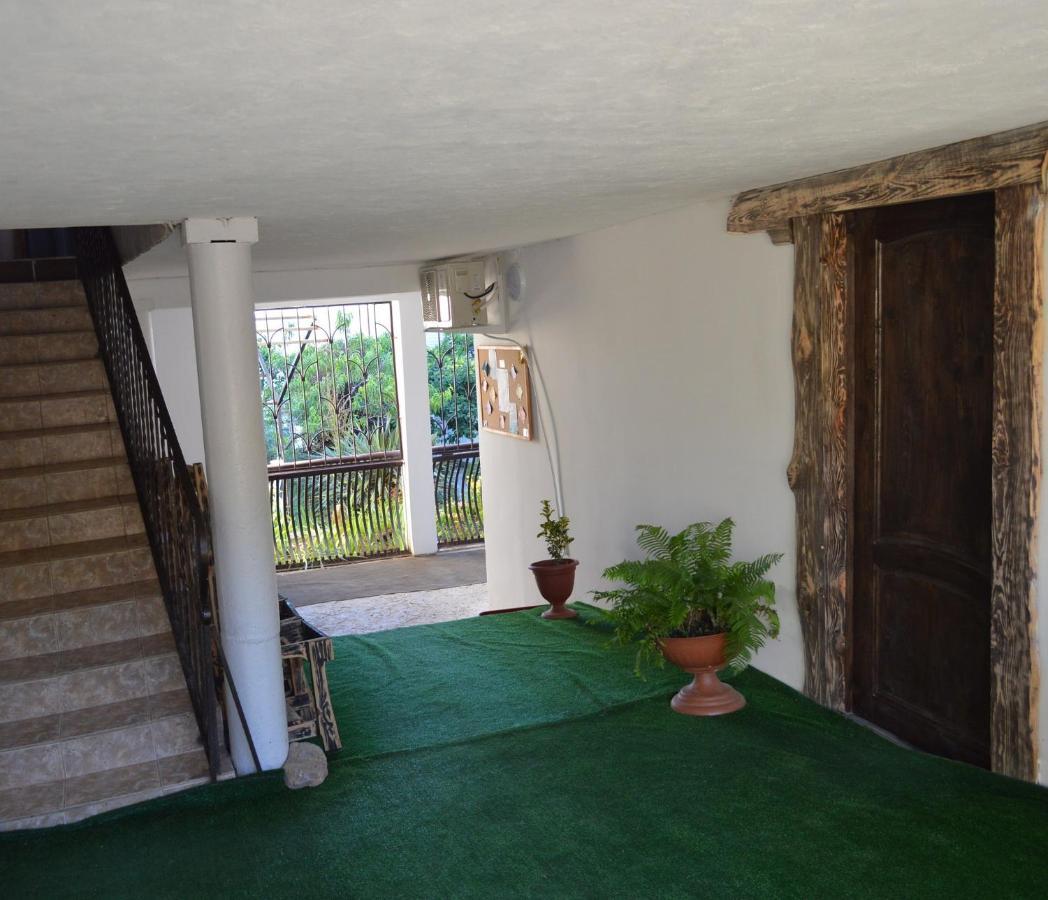 Villa Maria Guest House New Athos Bagian luar foto